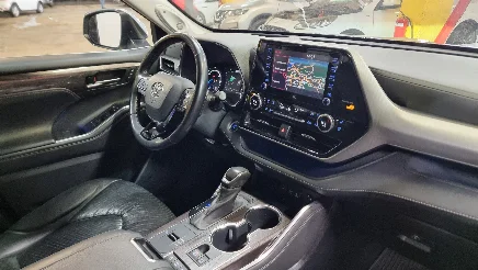 Toyota Highlander photo-14